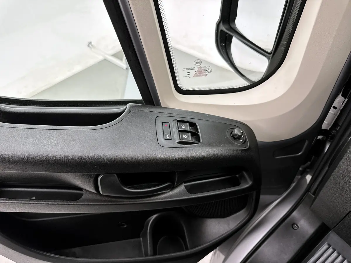 E-Ducato 3.5t L3H2 Heavy 110 kWh 406km WLTP Inrichting Navigatie Trekhaak 2400kg Carplay Climate control