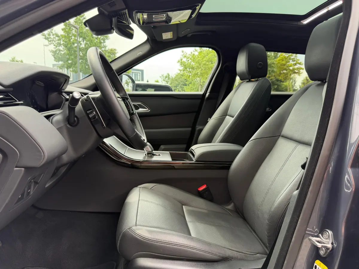 P400e AWD Dynamic SE | Black Pack | Pano | Cold Climate | 20 Inch | Adaptive Cruise Control