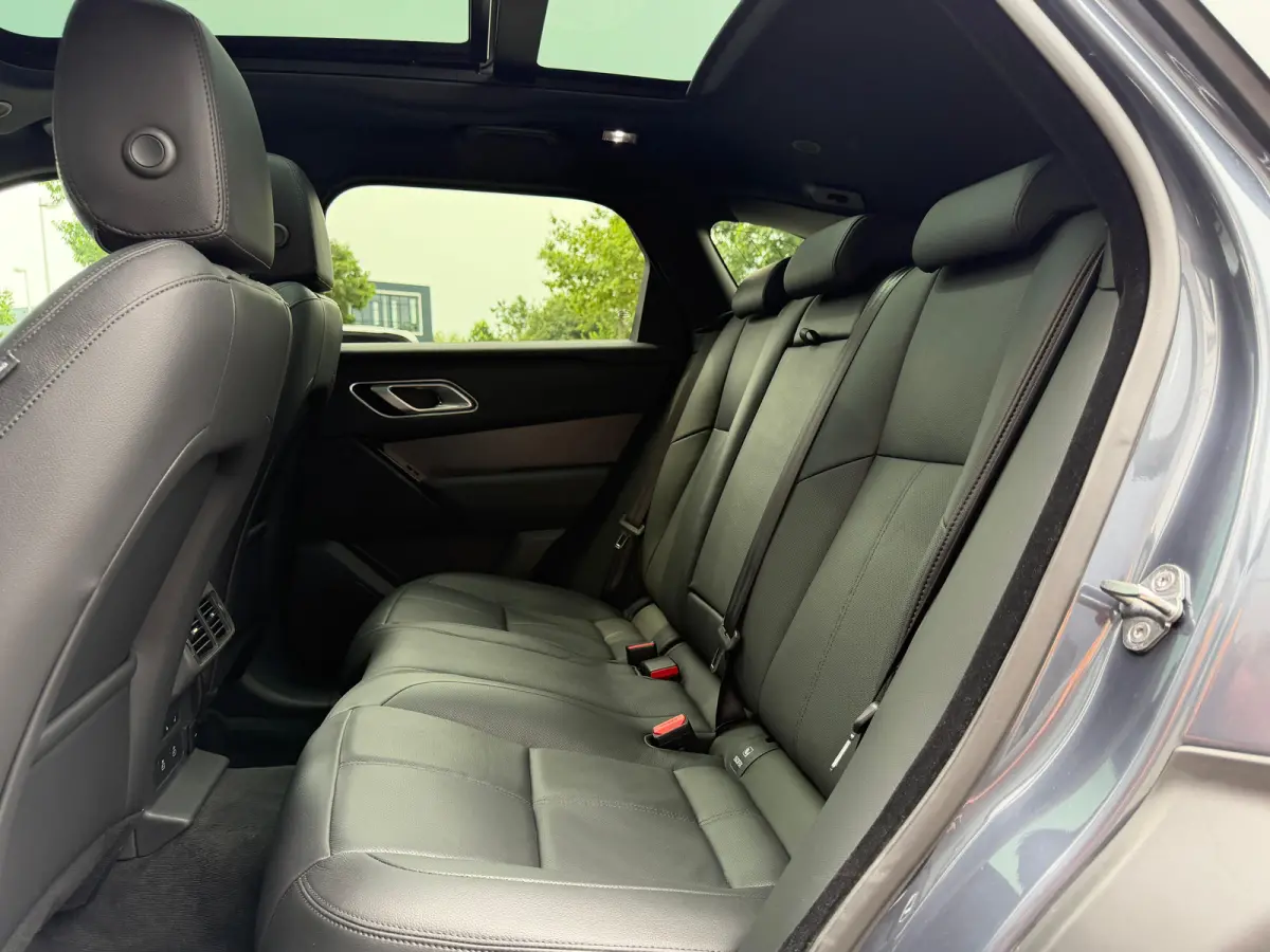 P400e AWD Dynamic SE | Black Pack | Pano | Cold Climate | 20 Inch | Adaptive Cruise Control