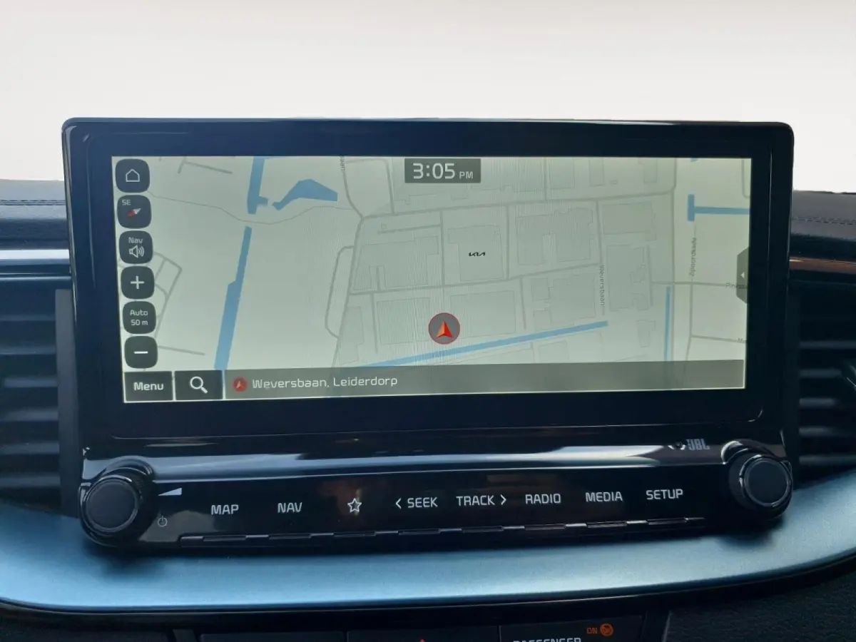 1.0T Design Edition | Stoel en stuurverwarming | Dodehoek detectie | Navigatie | Camera | Apple carplay / Android Auto | JBL sound system |