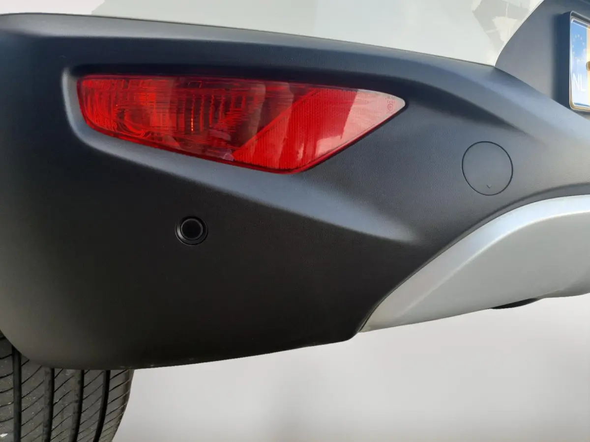 1.0 T-GDi MHEV DynamicPlusLine | Stoel en stuurverwarming | Climate control | Navigatie | Camera | Keyless met startknop | Apple Carplay / Android Auto |