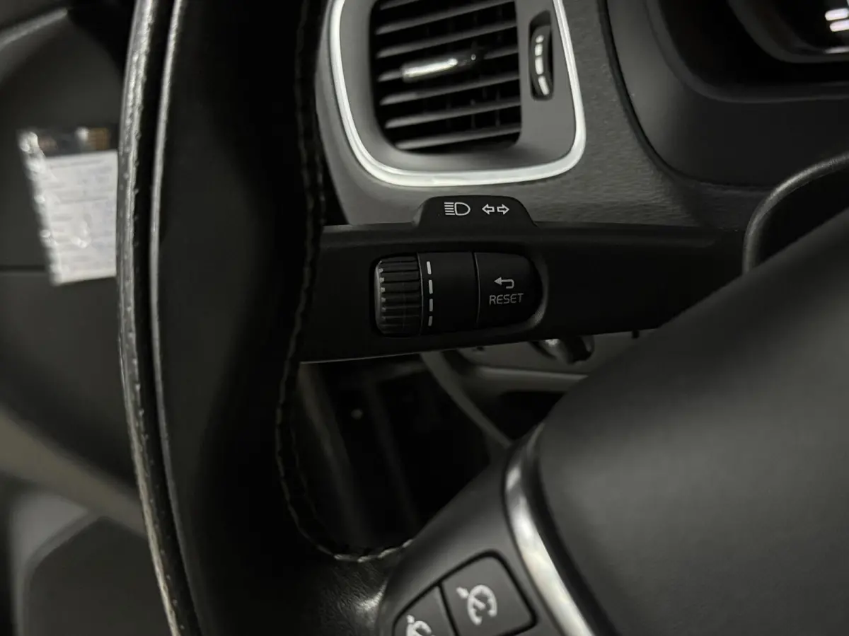 1.5 T3 R-Design|PANO|KEYLESS|A.CAM|LED|HK|STOELVM