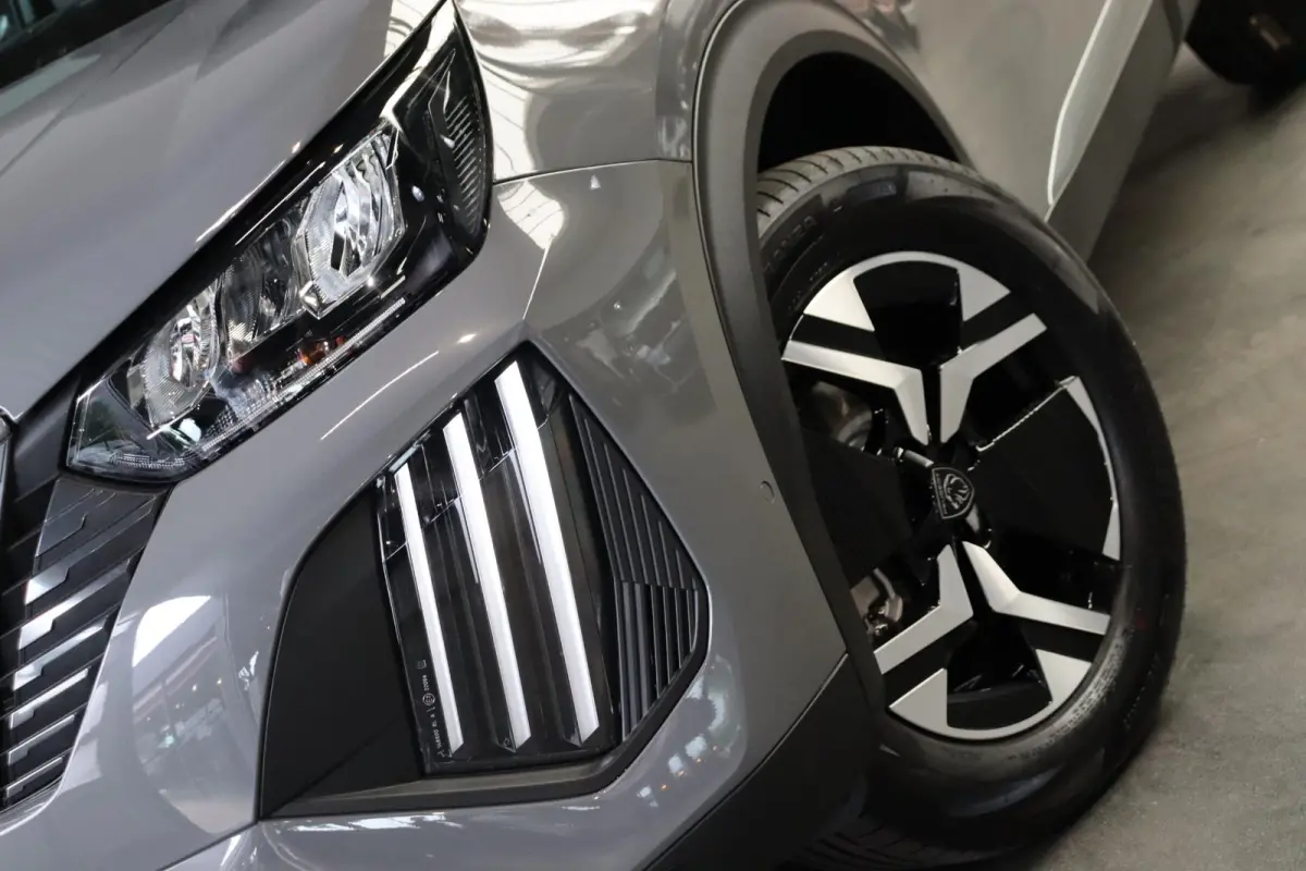 1.2 Hybrid 145 Allure 2+6 jaar Garantie / NIEUW