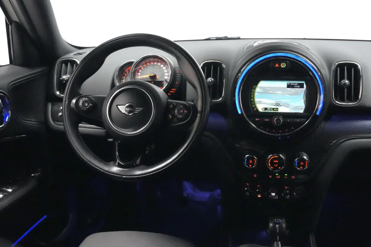 1.5 Cooper Chili | Navigatie | Cruise | Climate | Sportstoelen verwarmd |Pdc | Sfeer | Keyless | Bluetooth |