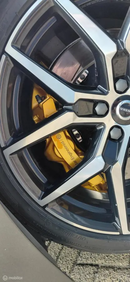 2.0 T8 Twin Engine AWD Polestar Engineered,Pano,