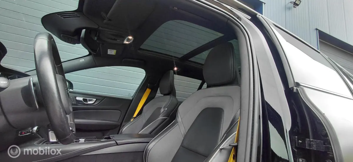 2.0 T8 Twin Engine AWD Polestar Engineered,Pano,