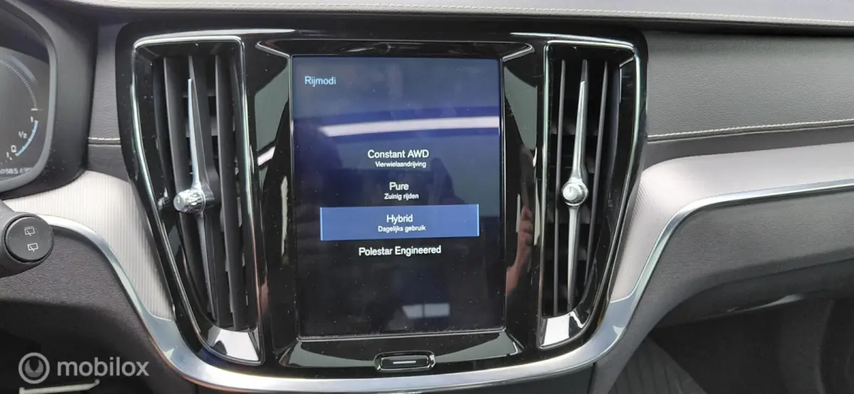 2.0 T8 Twin Engine AWD Polestar Engineered,Pano,