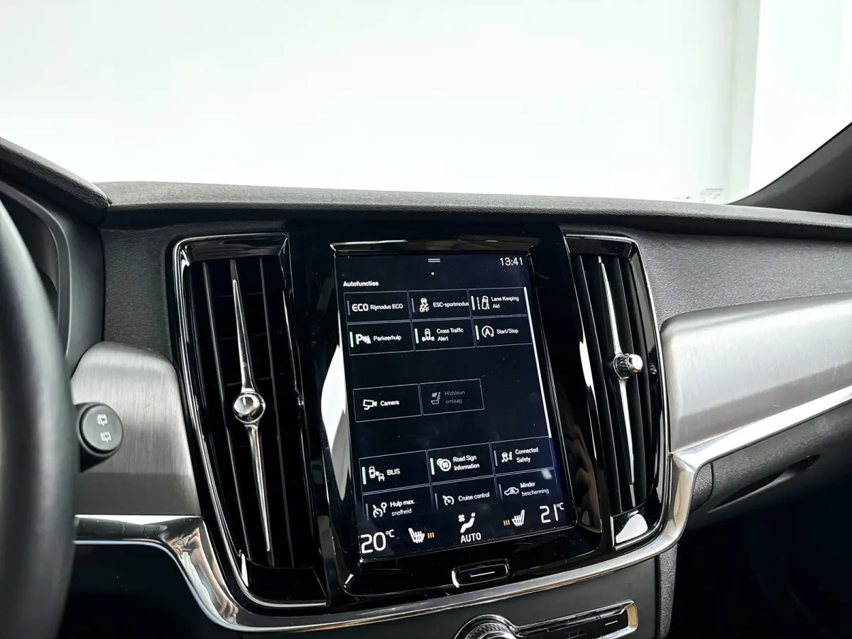 T5 90th Anniversary Edition | Parkeercamera | Stoelverwarming | Cruise control | Trekhaak