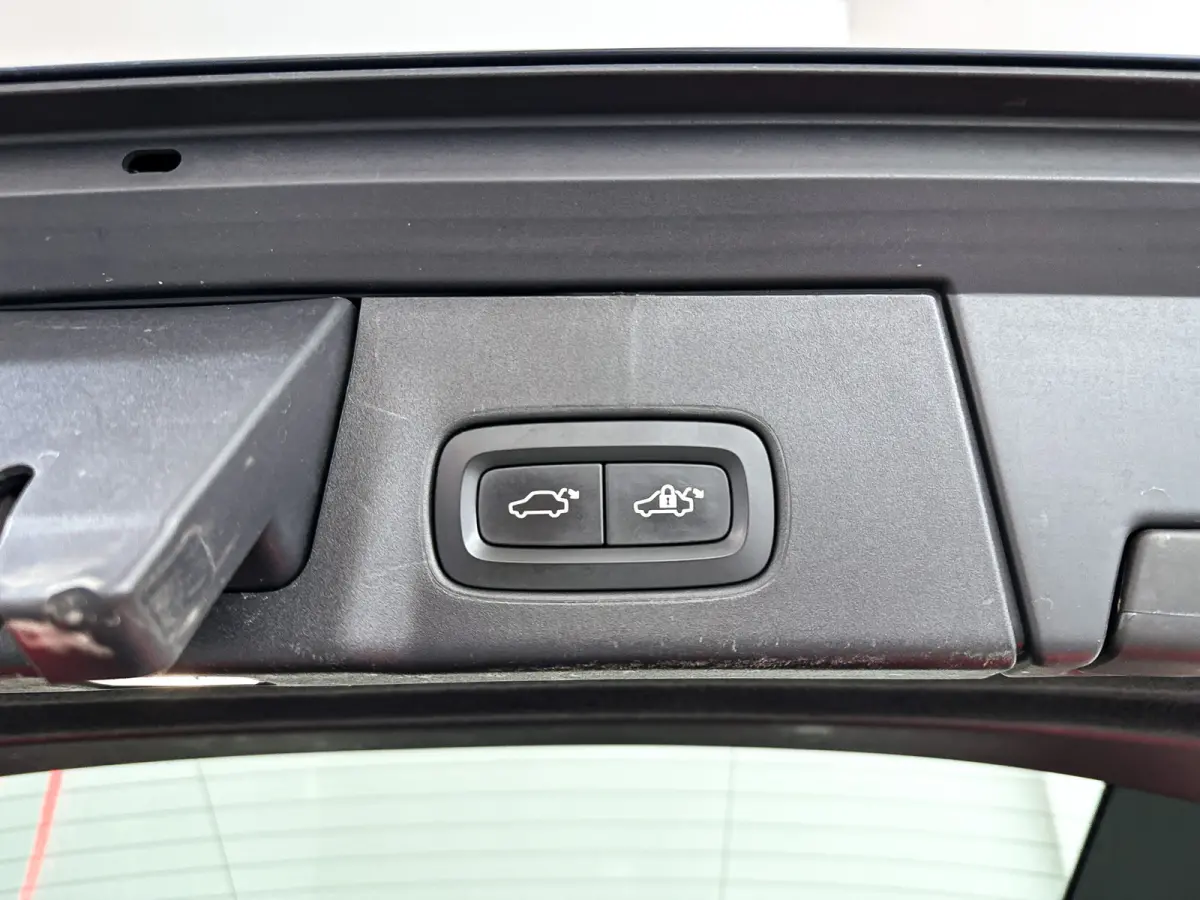 T5 90th Anniversary Edition | Parkeercamera | Stoelverwarming | Cruise control | Trekhaak