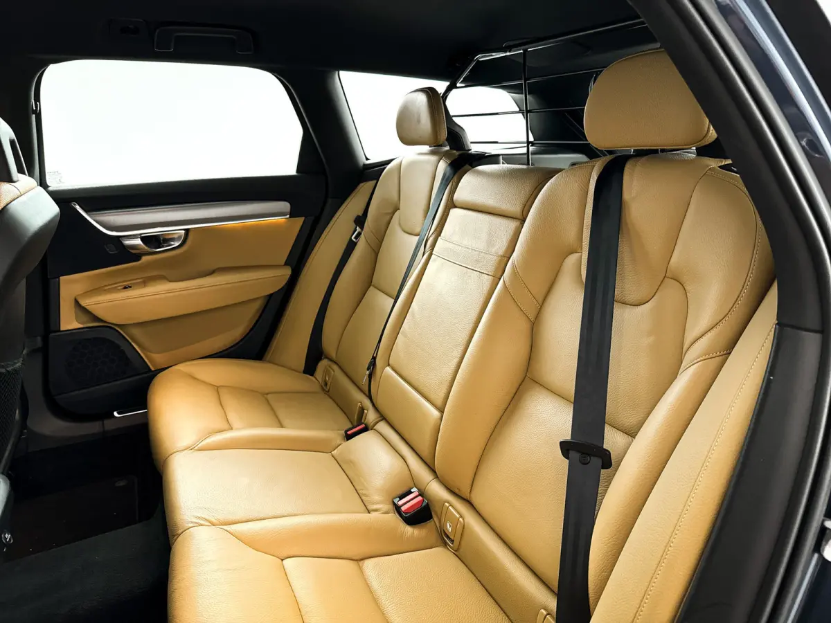 T5 90th Anniversary Edition | Parkeercamera | Stoelverwarming | Cruise control | Trekhaak