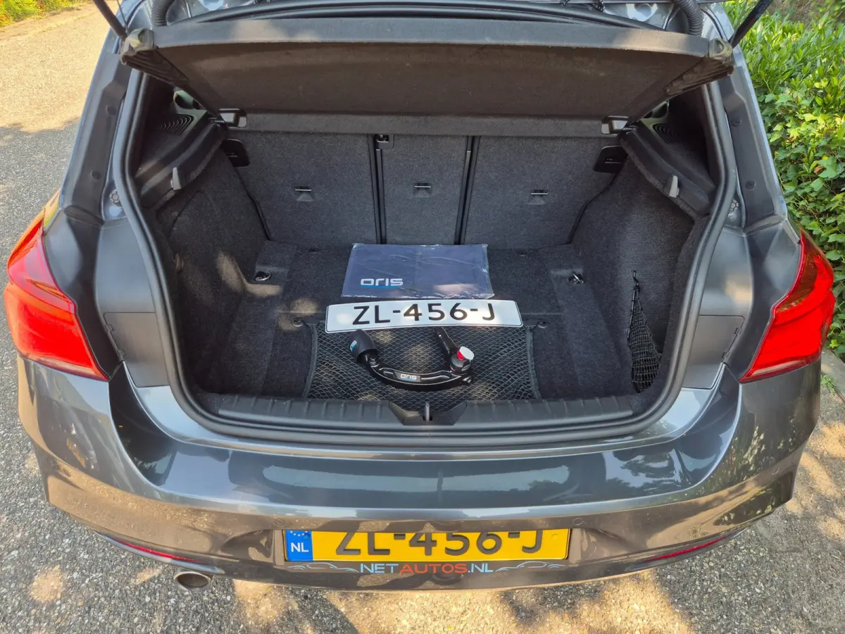 M Sport Edition Apple CarPlay LM Velgen Trekhaak LED NAP Black Panel dash 118i M Sport Edition