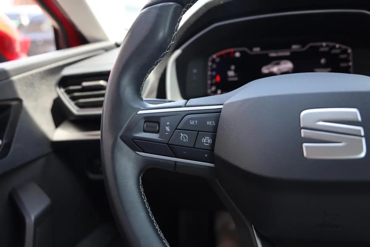 1.0 TSI Reference|Cruise control|Apple carplay/android auto|Navi|