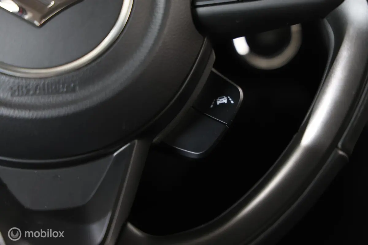 1.2 Comfort Smart Hybrid - Stoelverwarming - Camera - Navigatie
