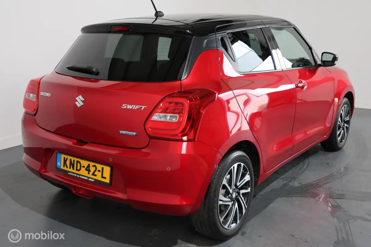 1.2 Comfort Smart Hybrid - Stoelverwarming - Camera - Navigatie