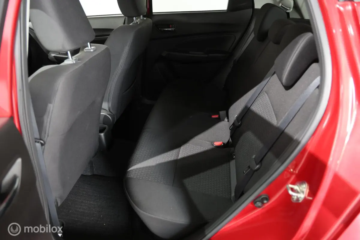 1.2 Comfort Smart Hybrid - Stoelverwarming - Camera - Navigatie