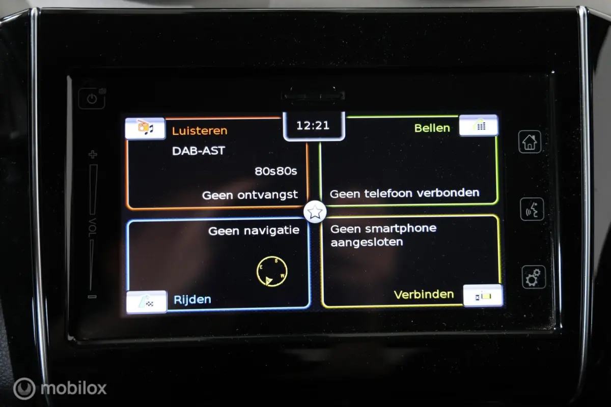 1.2 Comfort Smart Hybrid - Stoelverwarming - Camera - Navigatie