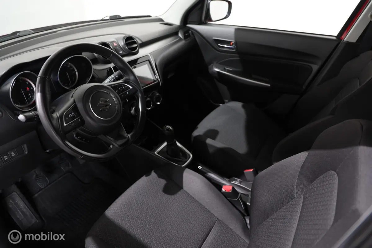 1.2 Comfort Smart Hybrid - Stoelverwarming - Camera - Navigatie