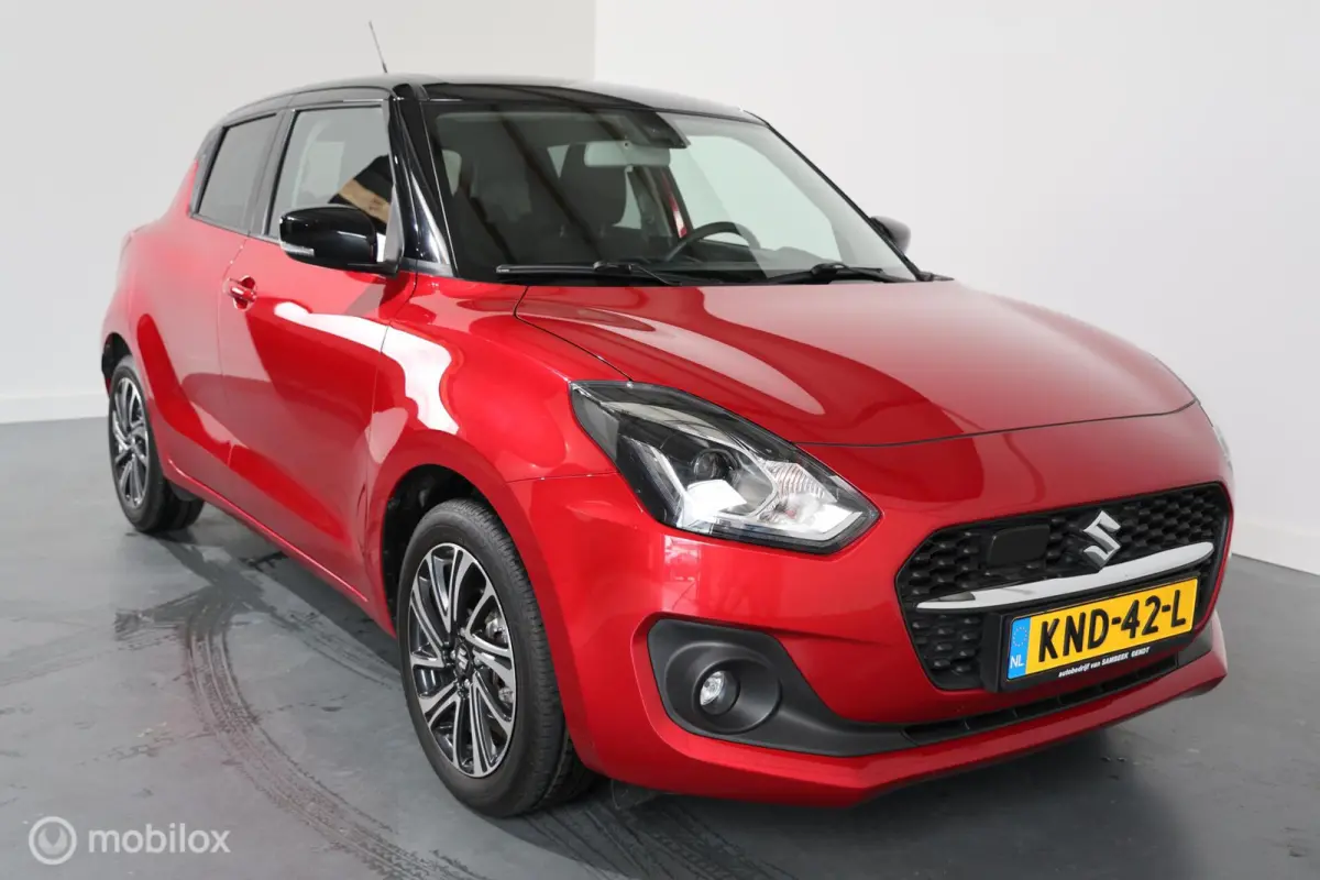 1.2 Comfort Smart Hybrid - Stoelverwarming - Camera - Navigatie