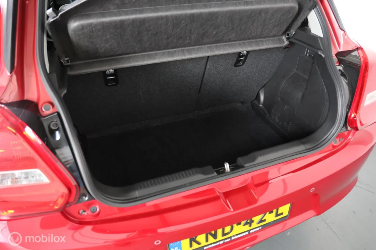 1.2 Comfort Smart Hybrid - Stoelverwarming - Camera - Navigatie