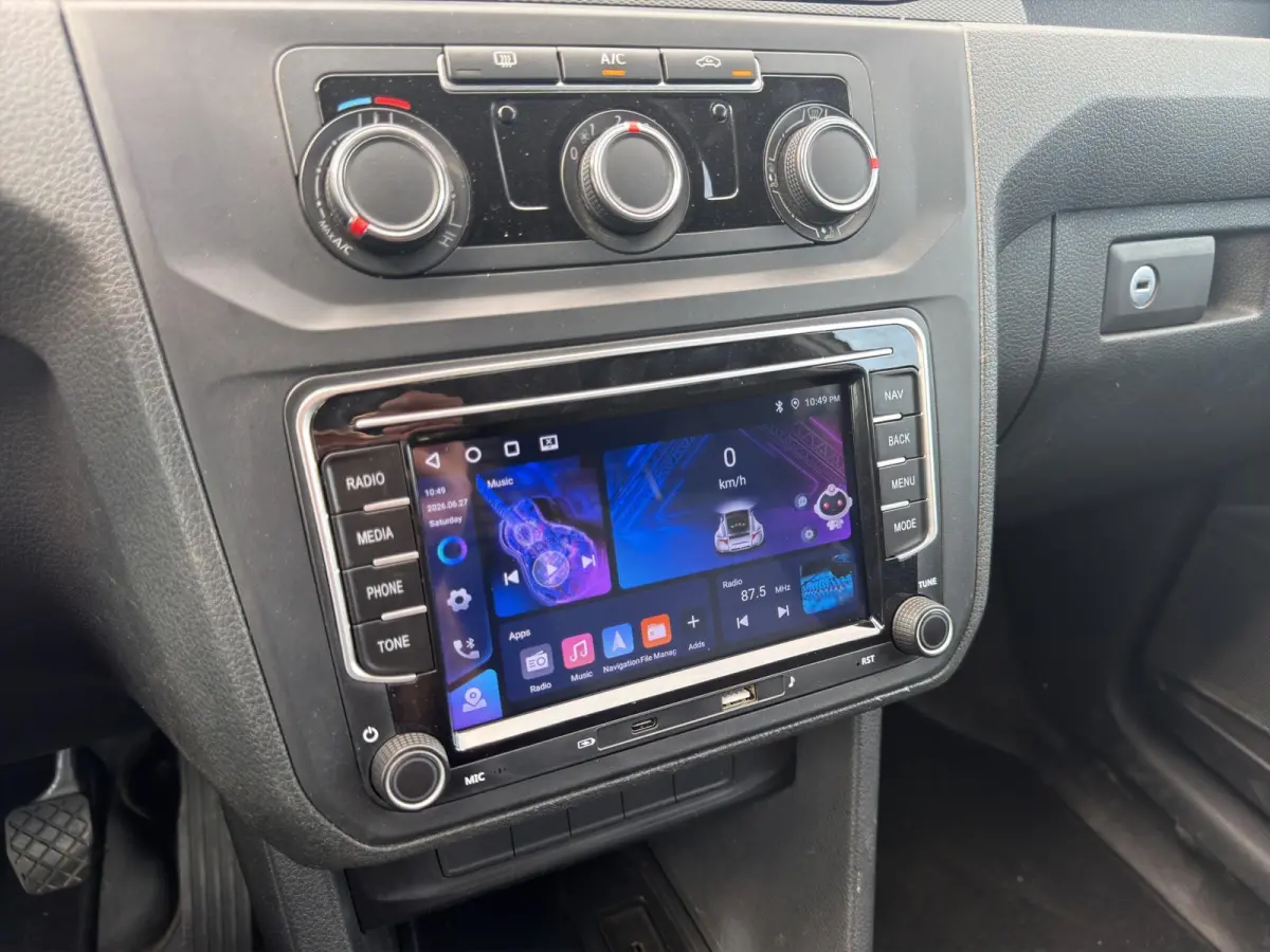 1.6 TDI L1H1 CarPlay Camera Airco