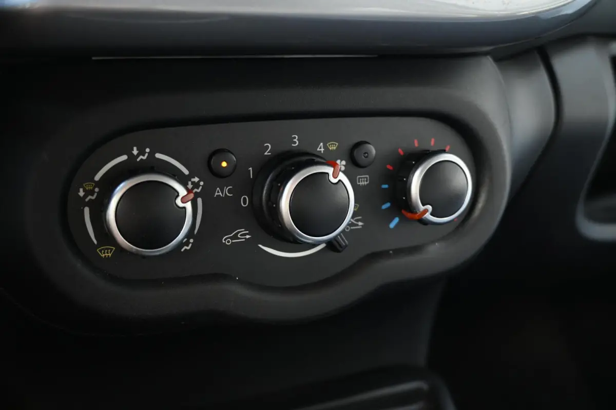 1.0 SCe Limited |Stoelverwarming|Airco|