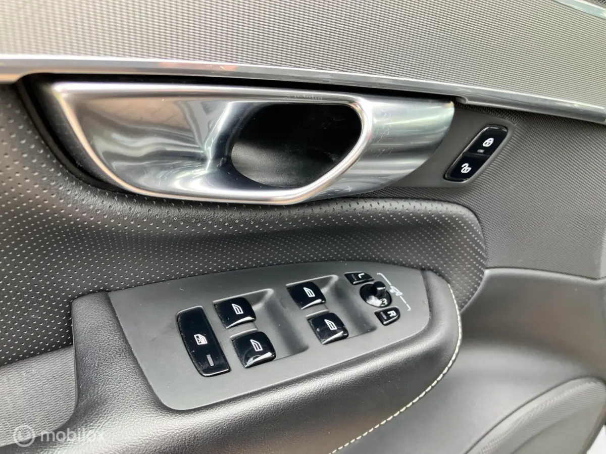 2.0 T8 Twin Engine AWD Inscription PlugIn 7 pers