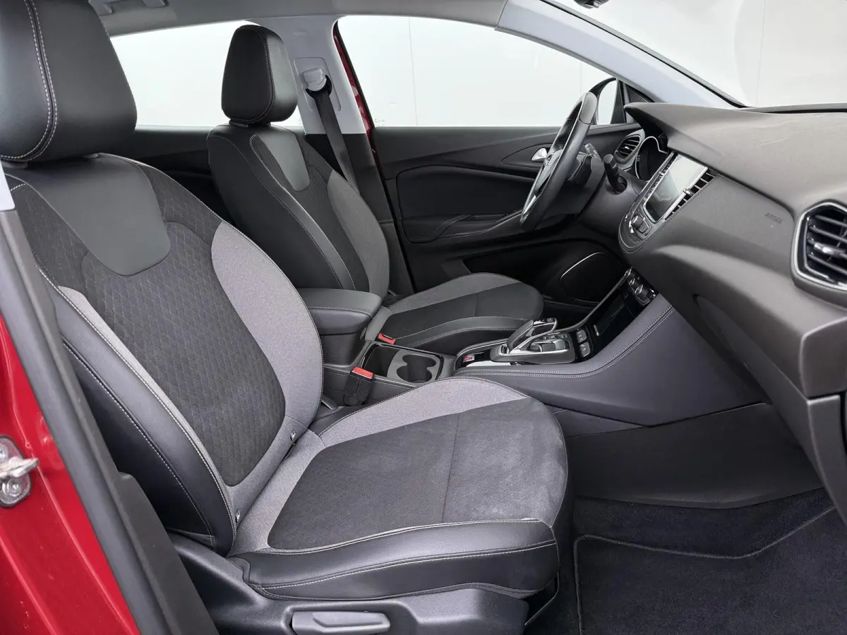 1.6 Turbo Hybrid Business Edition