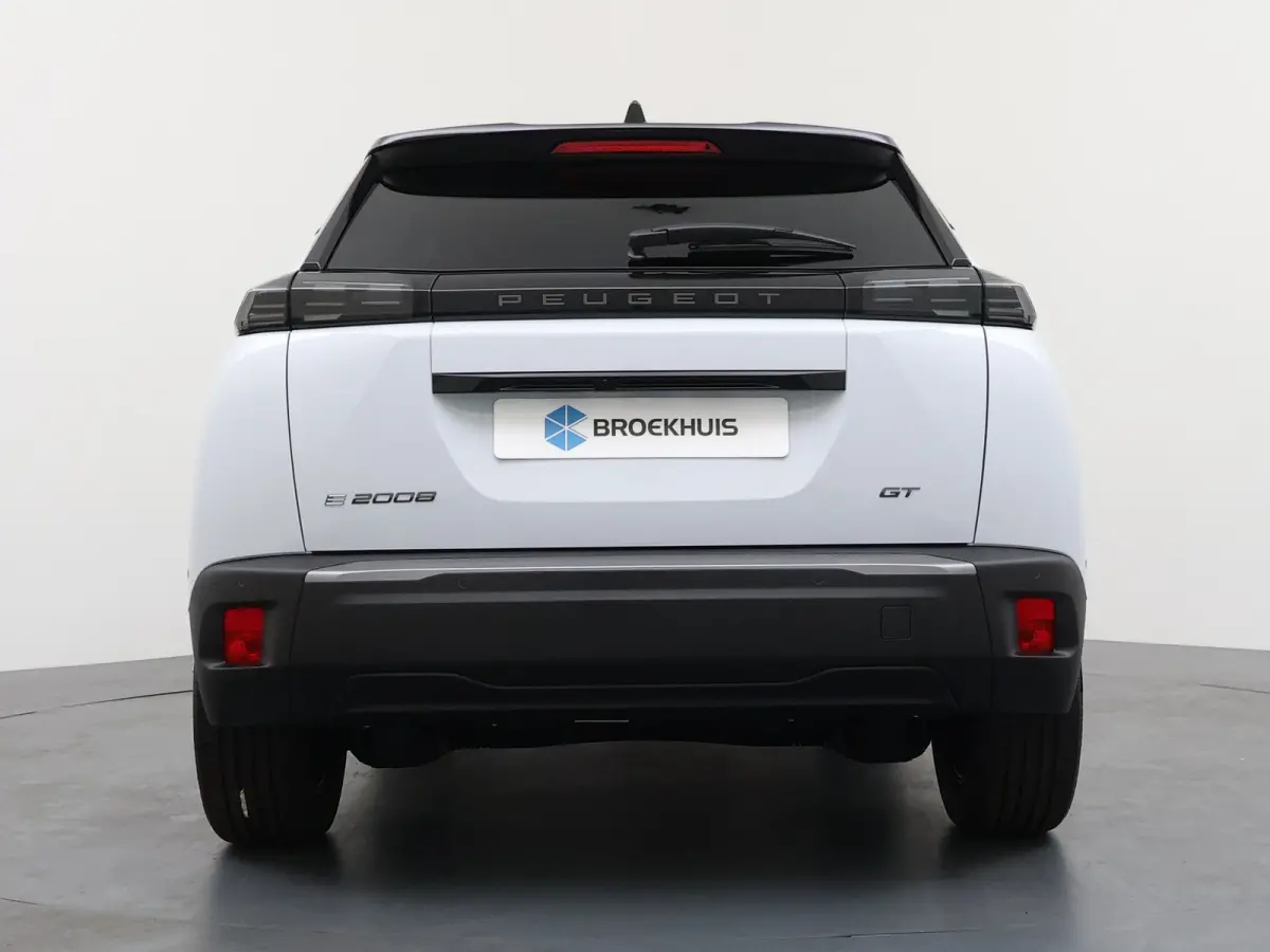 GT | Active Safety Brake met camera en radar (automatisch noodremsysteem) met Distance Alert (waarschuwing dreigende aanrijding) | Advanced Active Safety Brake met camera en radar | Climate 