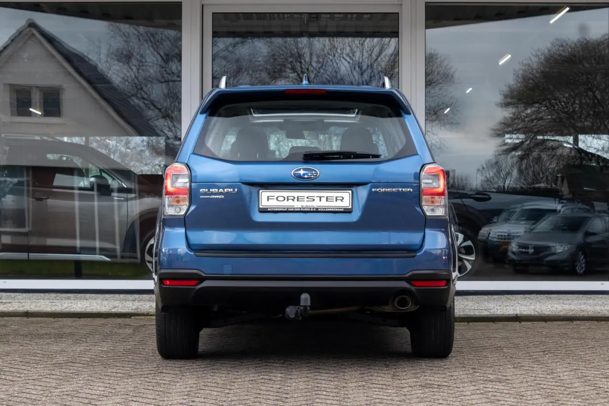 2.0 CVT Luxury | Trekhaak | Panoramadak | BI-LED |