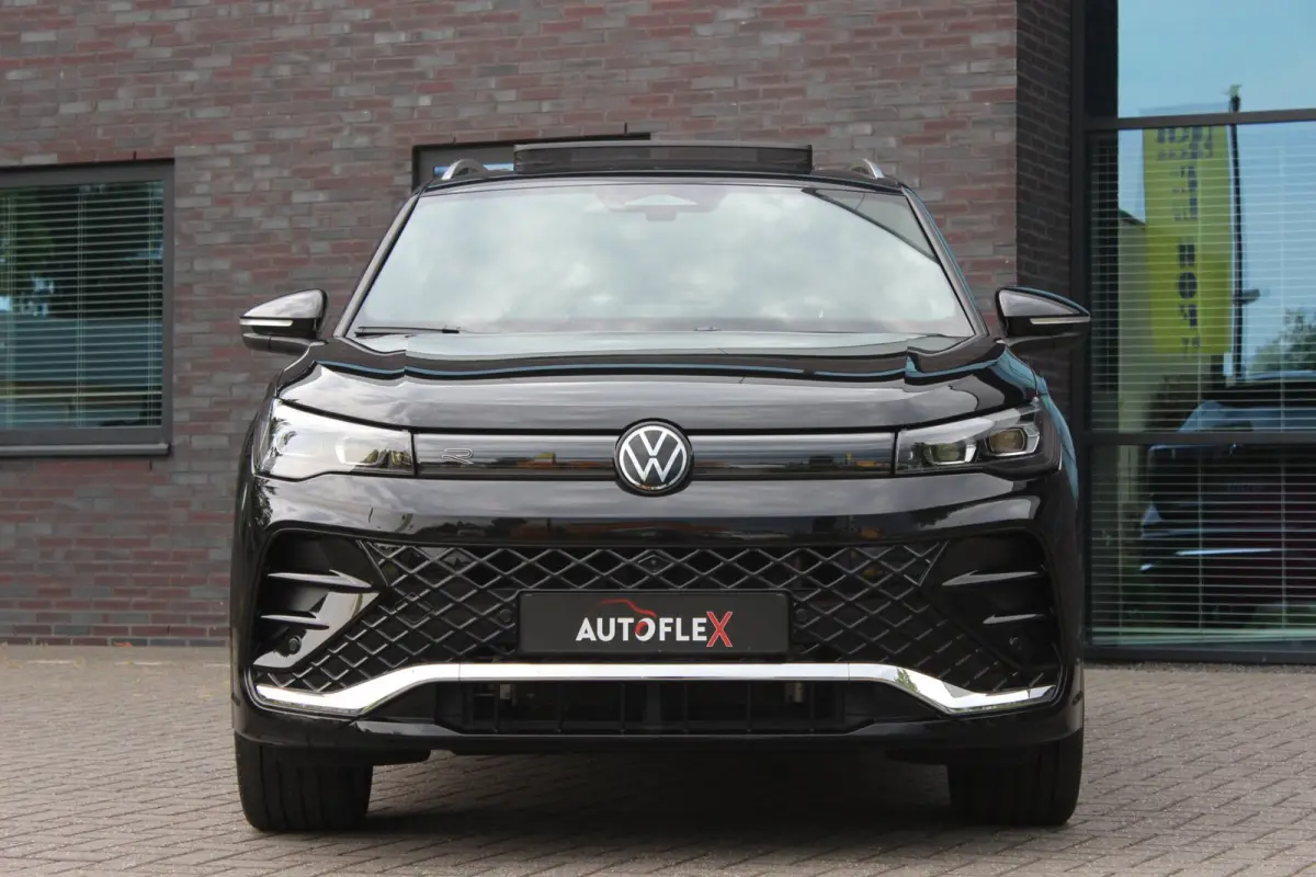 1.5 eHybrid R-Line Edition