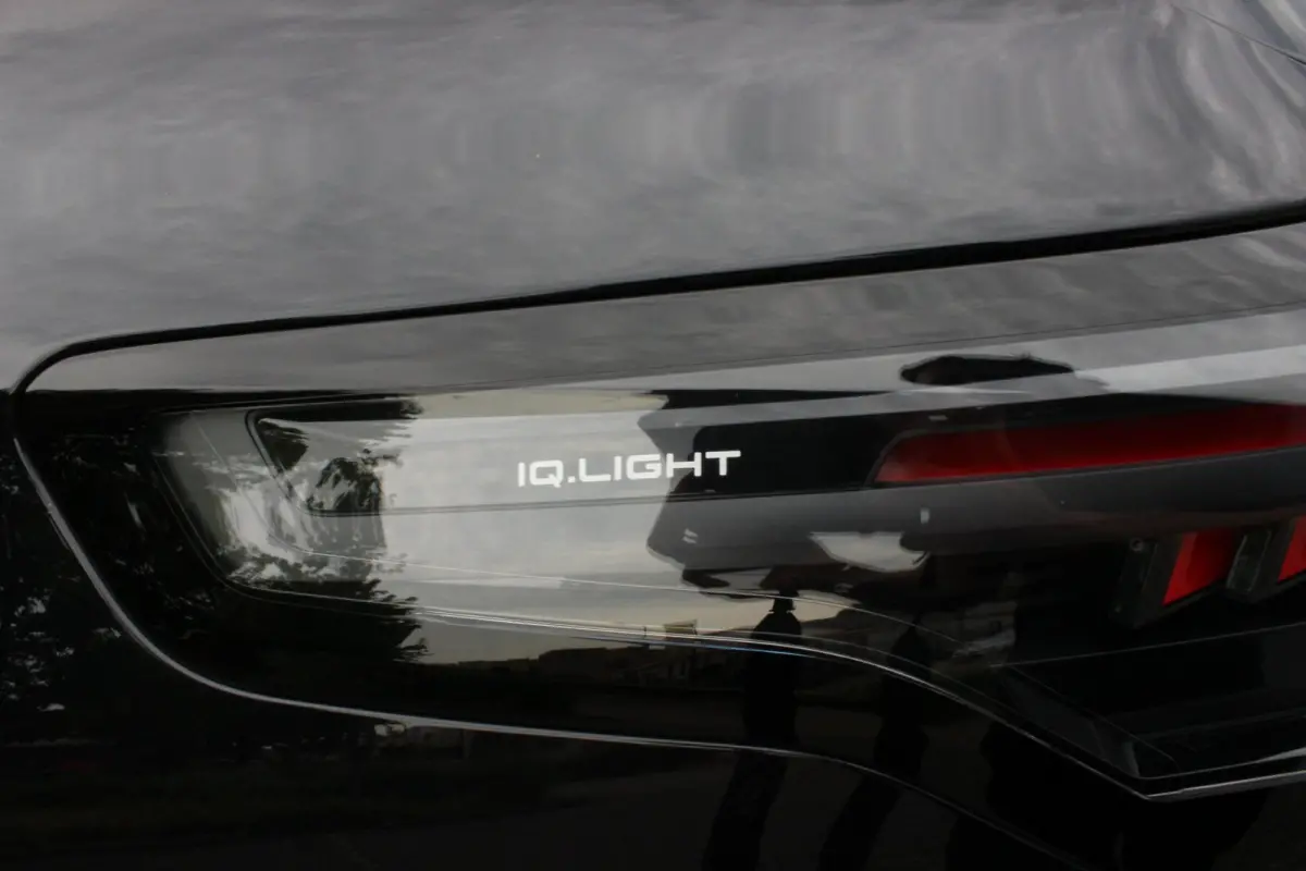 1.5 eHybrid R-Line Edition