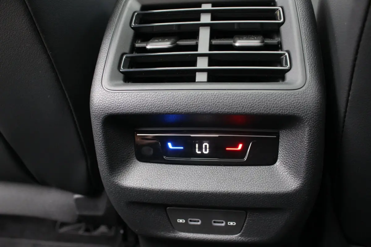 1.5 eHybrid R-Line Edition