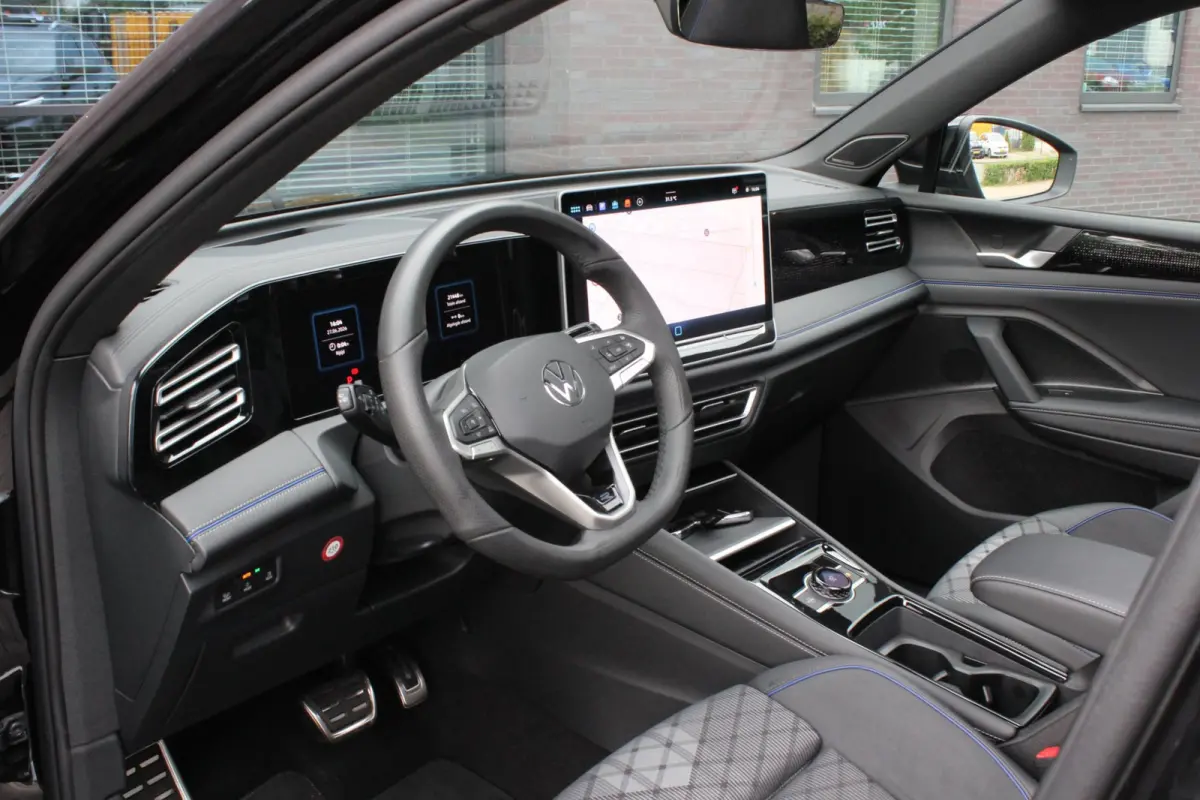 1.5 eHybrid R-Line Edition