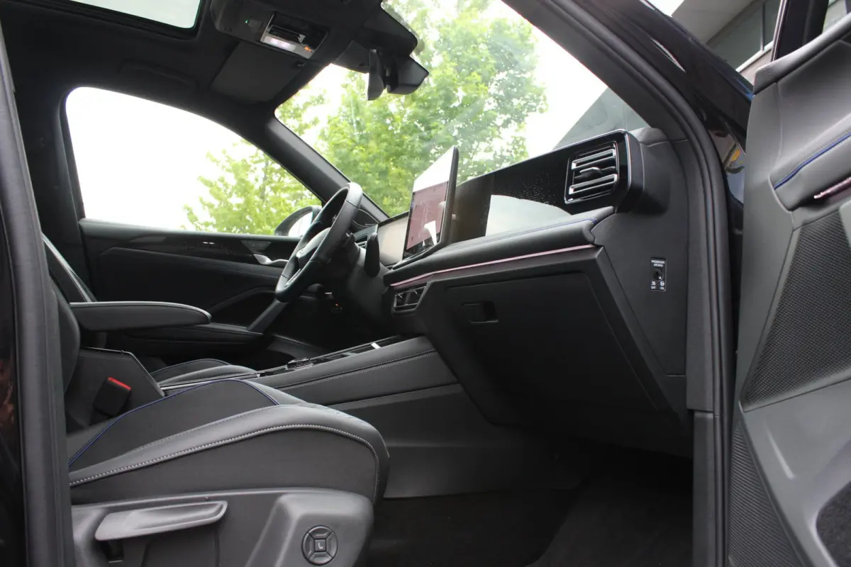 1.5 eHybrid R-Line Edition