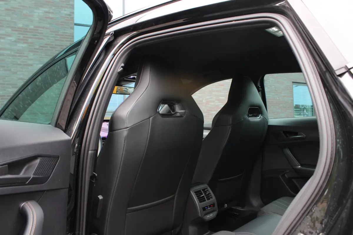 1.4 e-Hybrid Business