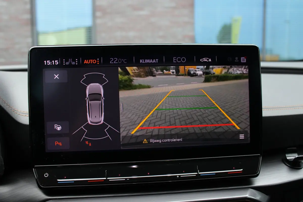 1.4 e-Hybrid Business