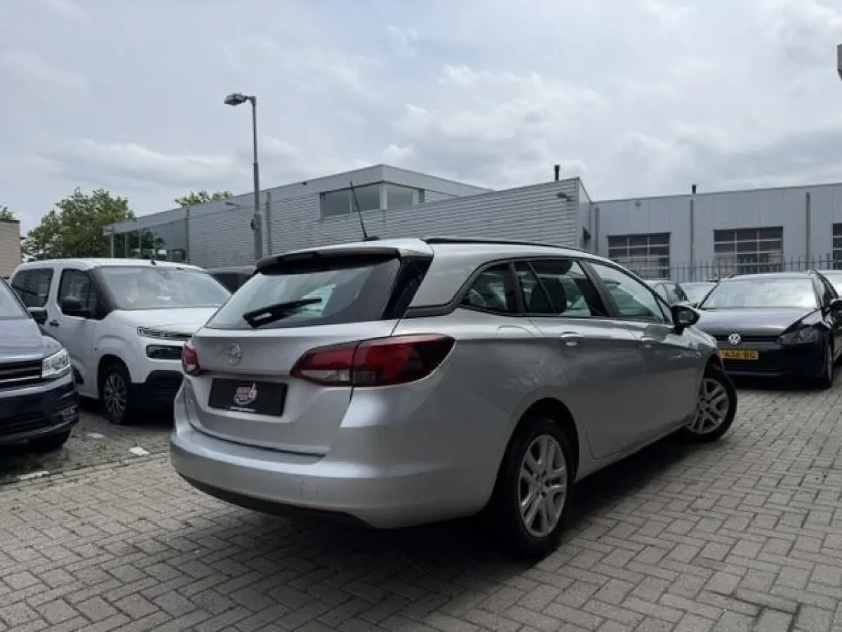 1.2 Benzine | Navigatie | Lage km's