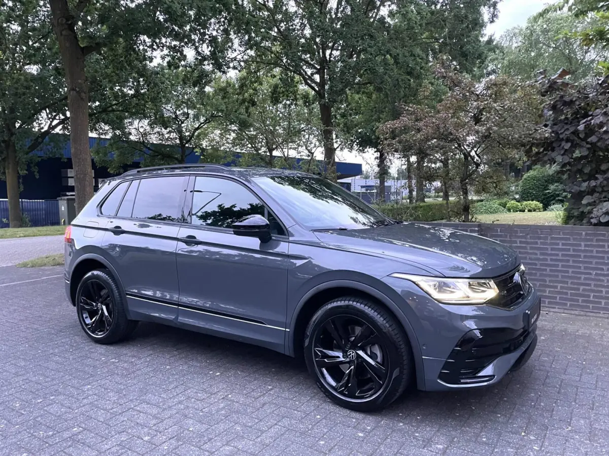 1.4 TSI eHybrid R-Line Business+ Black Style/Cam/ IQ LED/ Keyless