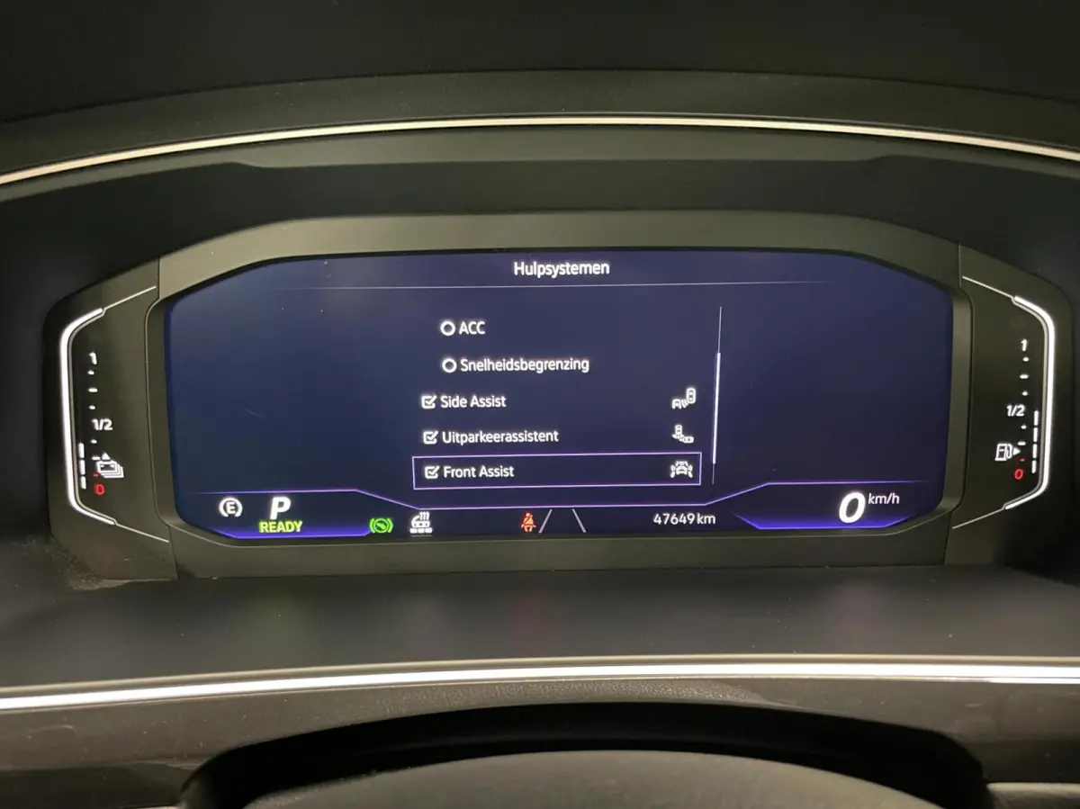 1.4 TSI eHybrid R-Line Business+ Black Style/Cam/ IQ LED/ Keyless