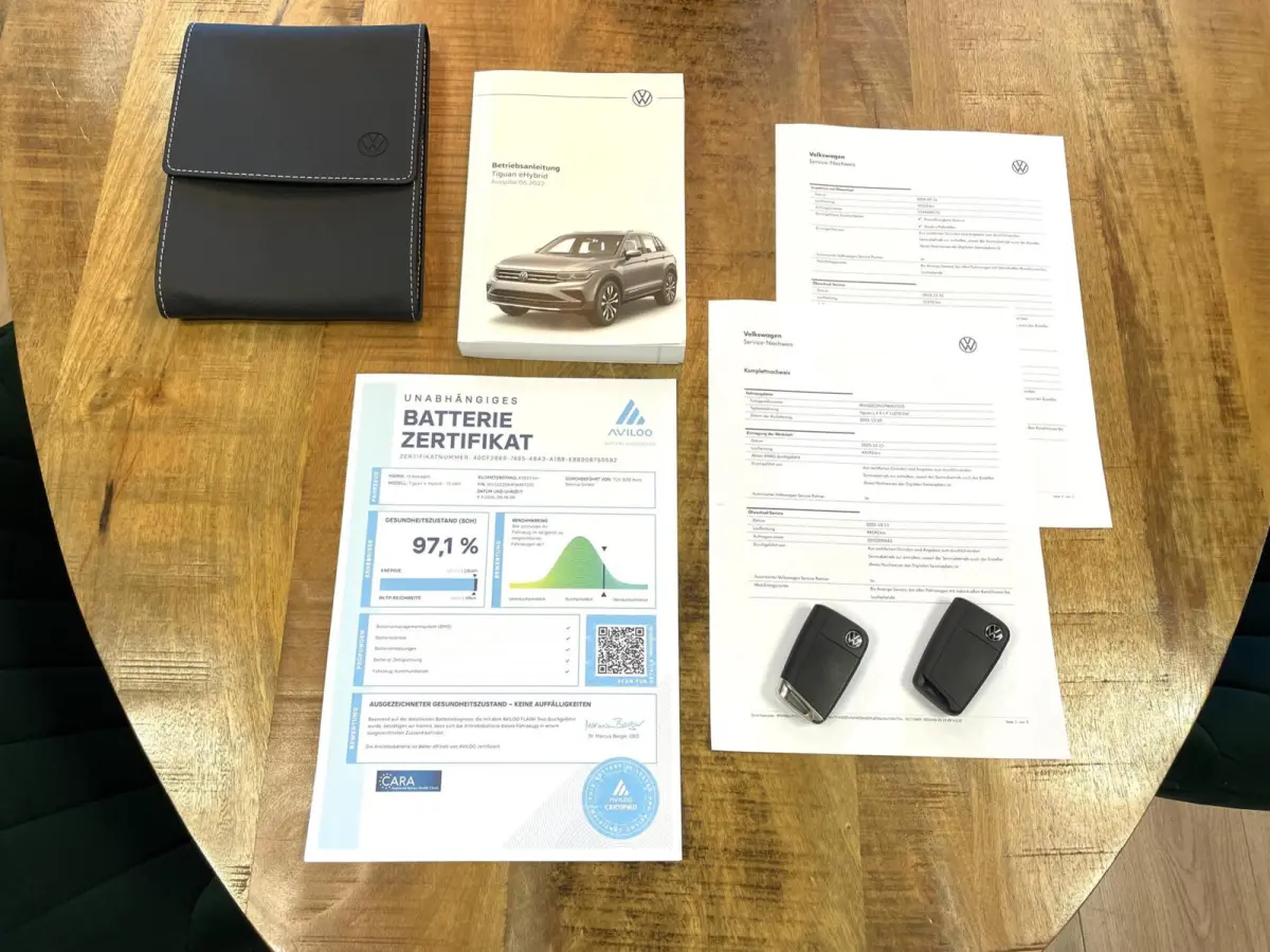 1.4 TSI eHybrid R-Line Business+ Black Style/Cam/ IQ LED/ Keyless