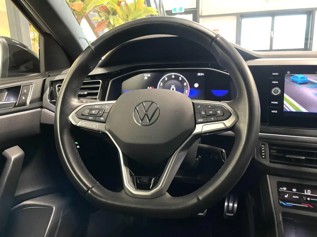 1.5 TSI R-Line Black Style/ Cam/ IQ LED/ 18''LMV/ Ascot Grey