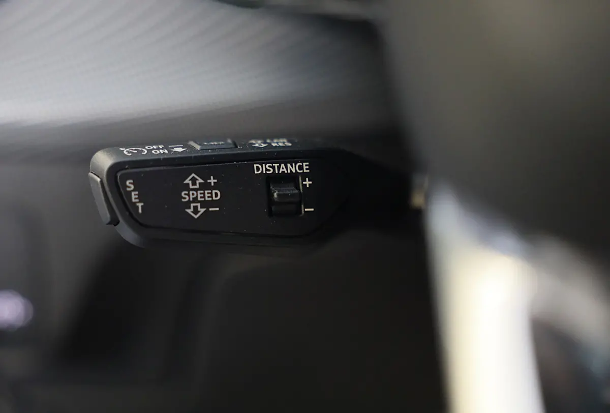 35 TFSI S Line / 150 PK / AUT / Virtual Cockpit / Navi / ACC / Open Panoramadak / Ecc / Led / Pdc / Trekhaak / 18 Inch