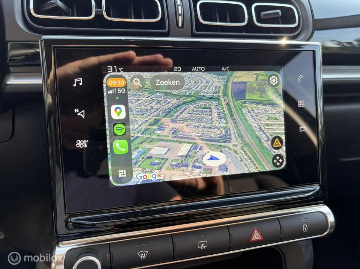 1.2 PureTech Shine Business 67.839KM / AUTOMAAT /Clima / 17" / FM NAV / Carplay