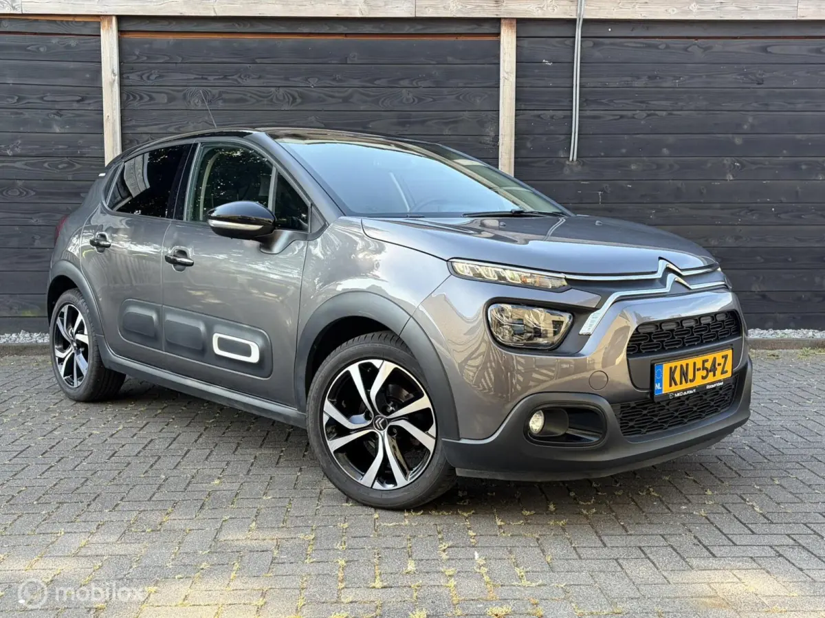 1.2 PureTech Shine Business 67.839KM / AUTOMAAT /Clima / 17" / FM NAV / Carplay