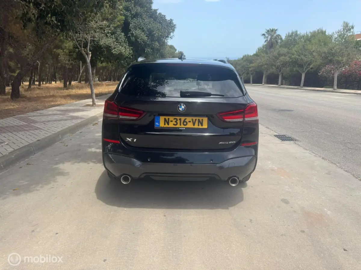 xDrive20i M Sport | Panoramadak | Head-Up Display