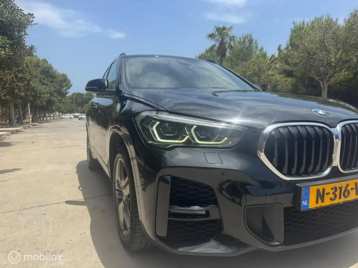 xDrive20i M Sport | Panoramadak | Head-Up Display