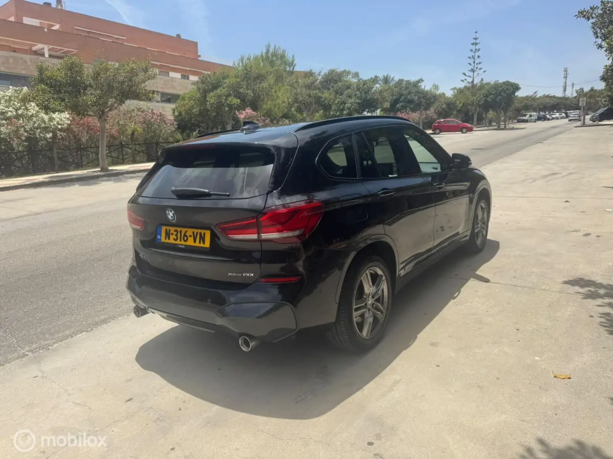 xDrive20i M Sport | Panoramadak | Head-Up Display