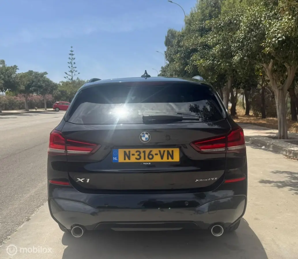 xDrive20i M Sport | Panoramadak | Head-Up Display