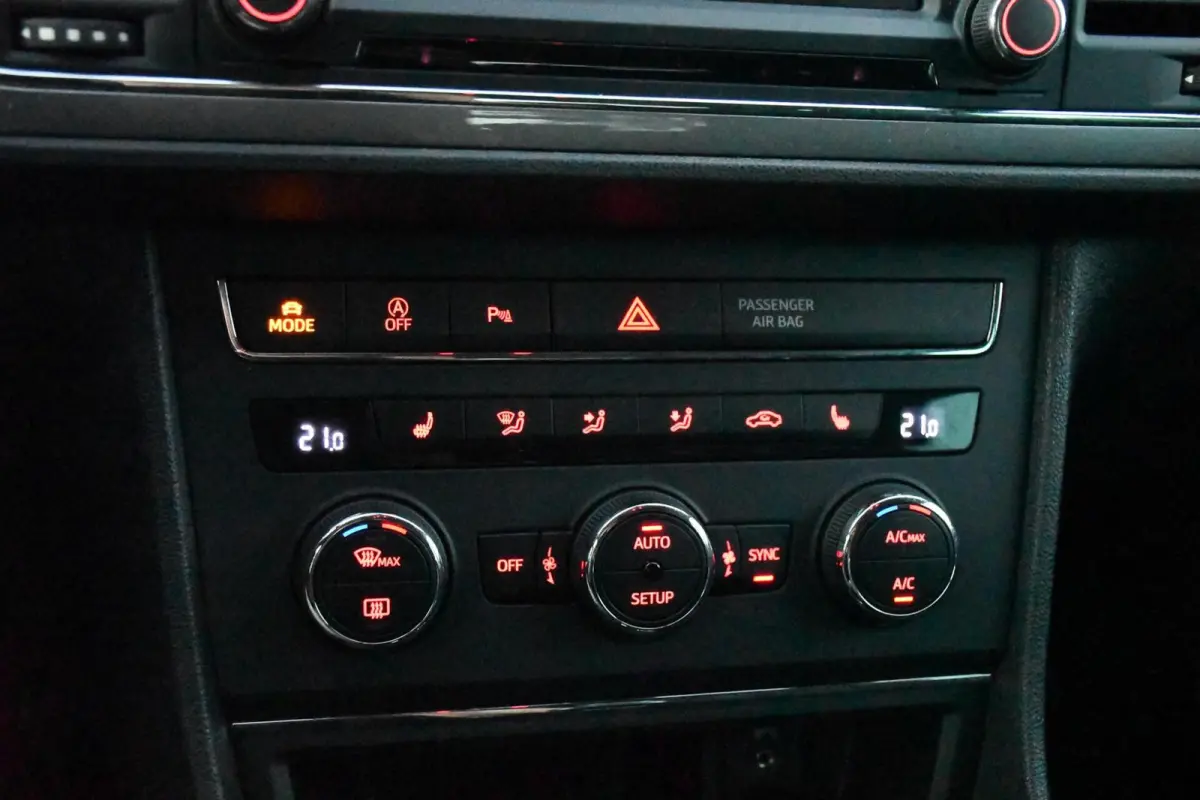 1.4 EcoTSI FR Carplay FR-line Stoelverwarming