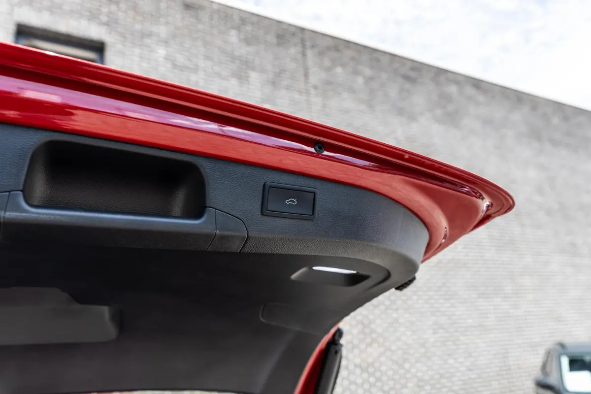 1.5 TSI 204pk PHEV Sportline Business | Panoramadak | Head-up Display | Stoelkoeling